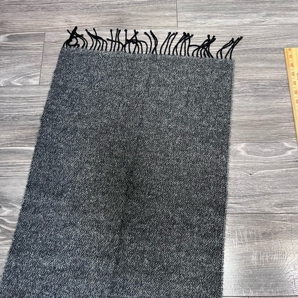 Merino Ireland Wool cashmere Avoca The Mill gray winter fisherman fringe Scarf - Picture 7 of 12